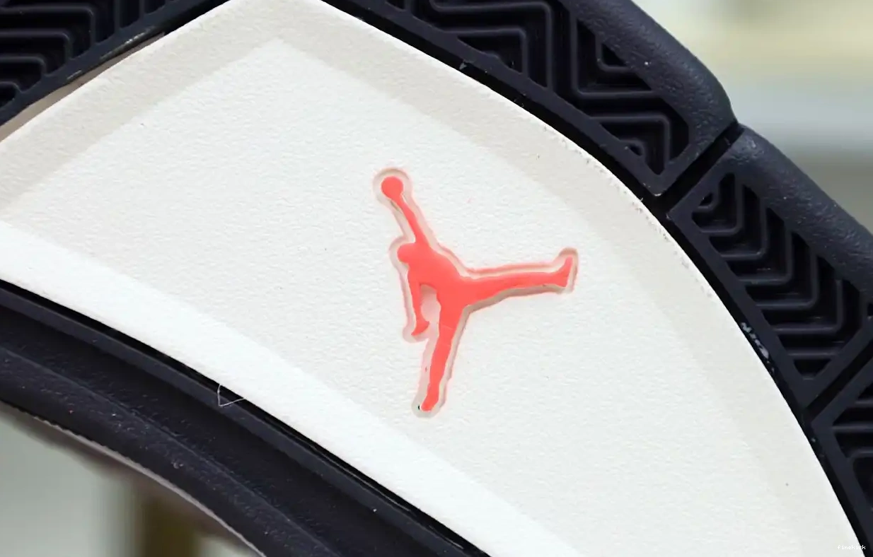 4 'TAUPE HAZE' JORDAN RETRO AIR 0514